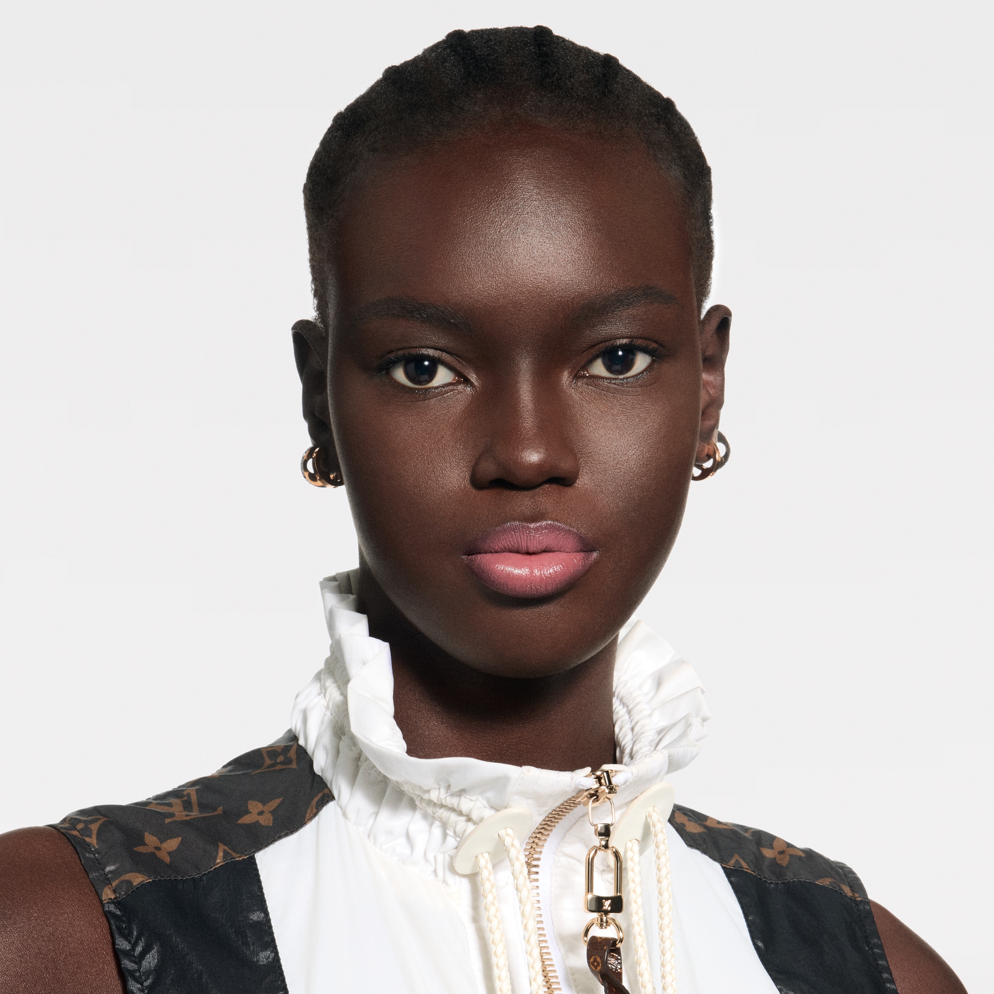 ルイヴィトン　ルージュ サテン 106 ルイヴィトン ルージュ サテン 106 ルイヴィトン ルージュ